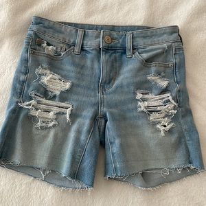 AE MIDI Ripped Light Wash Blue Denim Dream Shorts